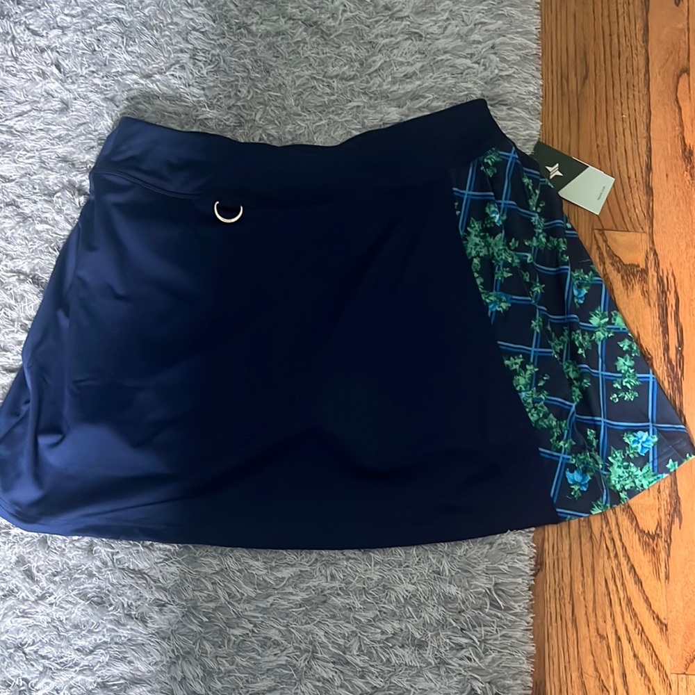 Tuckernuck navy athletic skirt